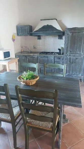 Apartment Oleandro Cottage With Garden La Cinquantina