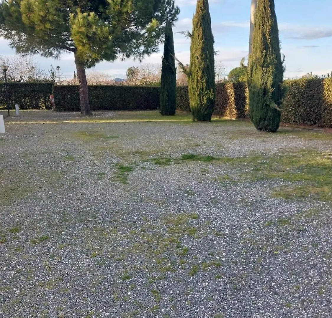 Oleandro Cottage With Garden La Cinquantina 0*,